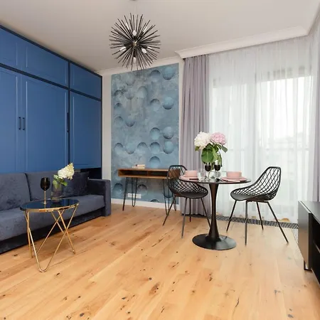 Lazienki Park Residence By Renters Prestige Warsaw Exterior photo